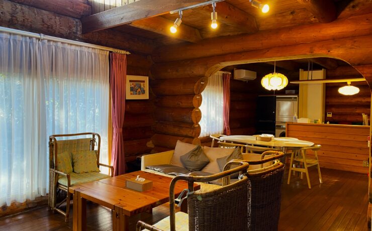 バックヤードフォックス