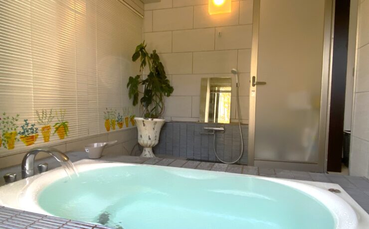 クラブ・ローザランス　2025年12月オープン！