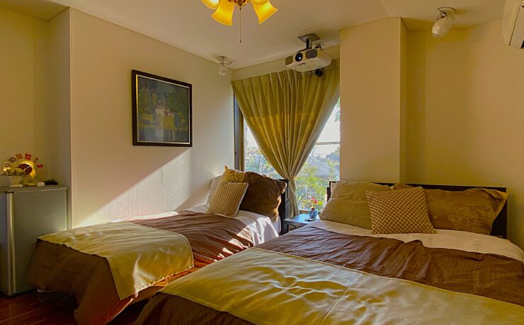 クラブ・ローザランス　2025年12月オープン！