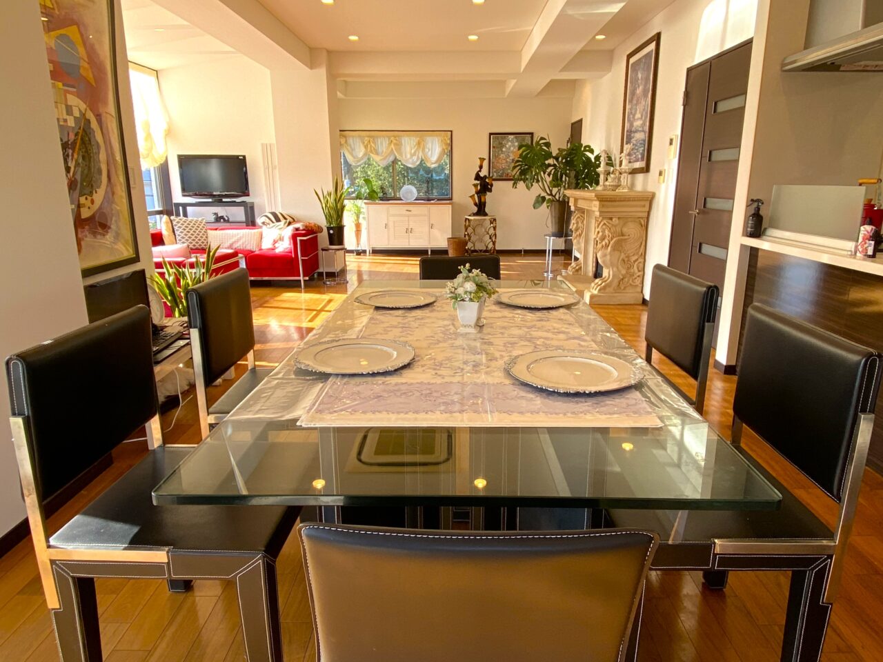 クラブ・ローザランス　2025年12月オープン！