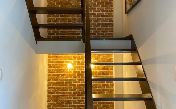 クラブ・ローザランス　2025年12月オープン！