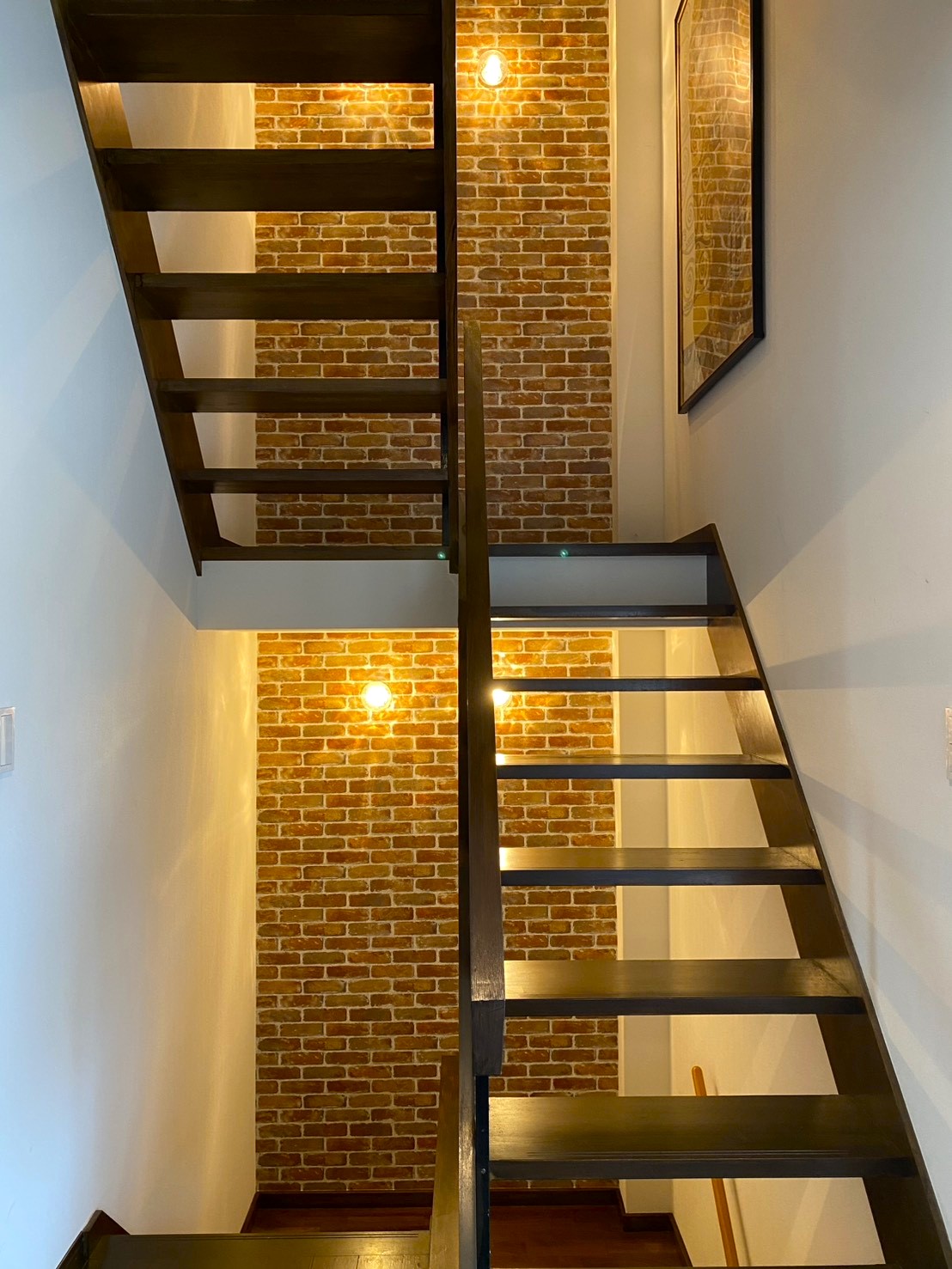 クラブ・ローザランス　2025年12月オープン！