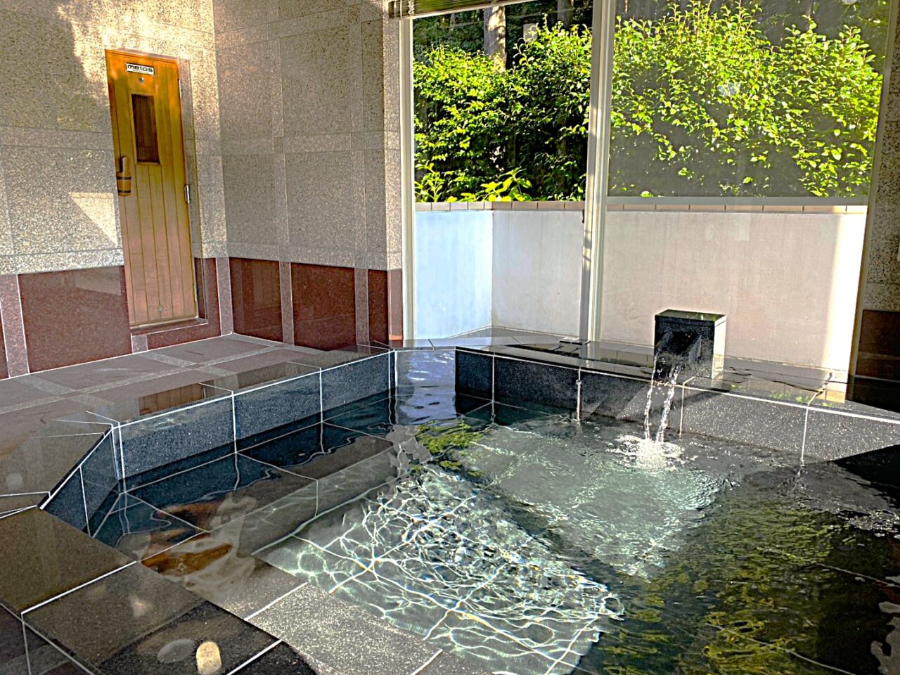 ヴィラ キング 熱海　VILLA KING ATAMI